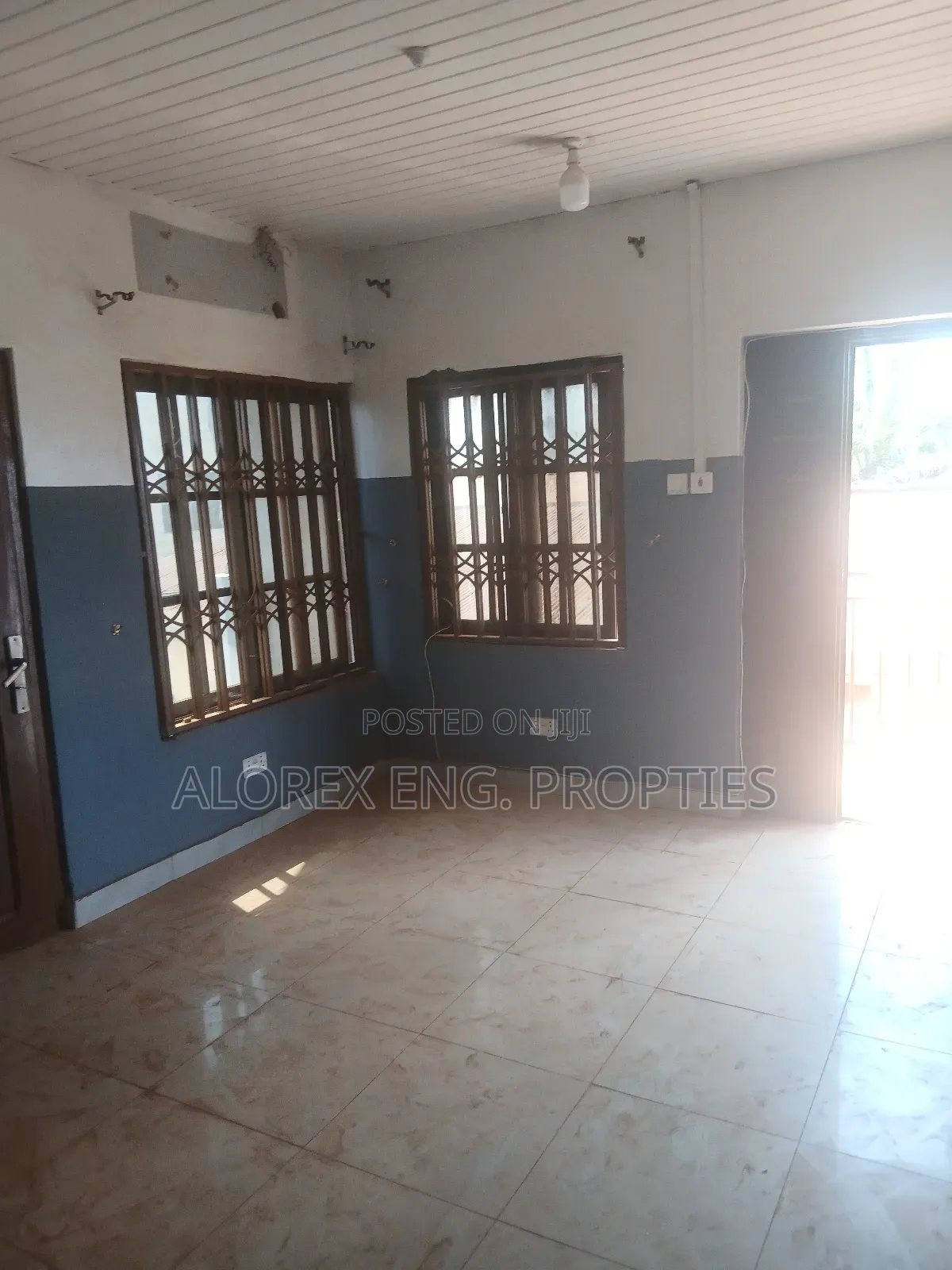 2bdrm Apartment in 2 Washrooms, Adenta for rent