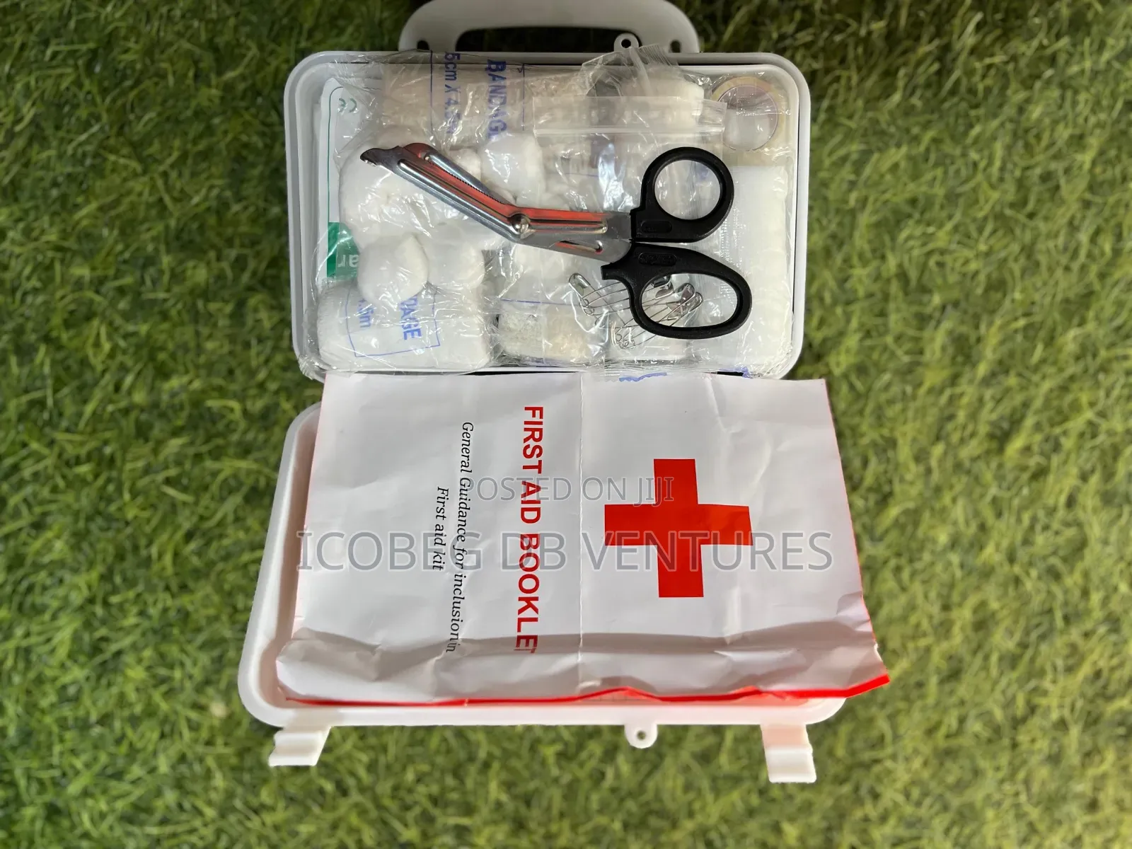 Kingphar 10 Person First Aid Kit