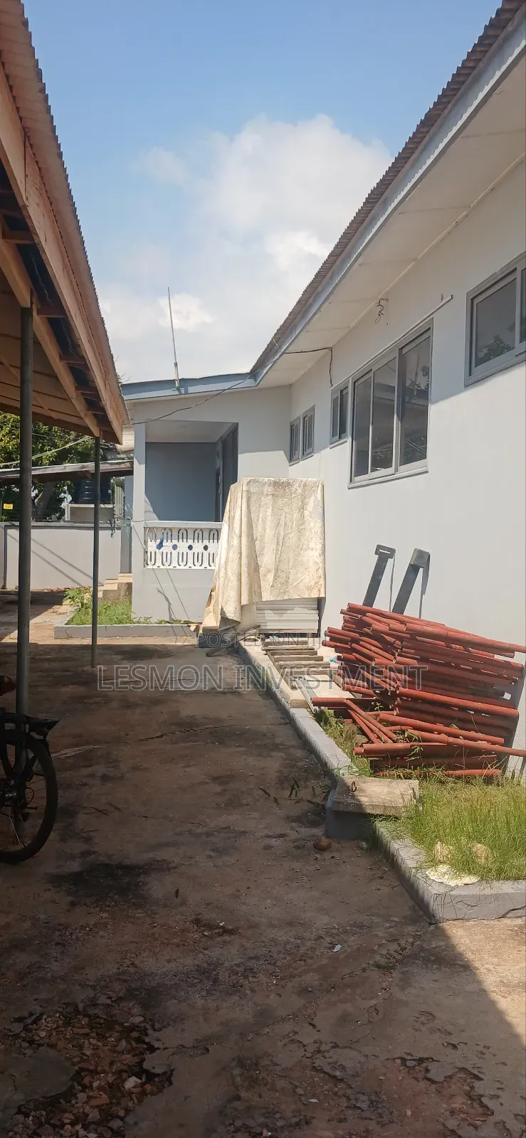 4bdrm House in Lesmon Investment, Tema Metropolitan for rent