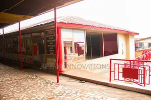 Large Auditorium 4 Church/Meeting 3 Offices Land Size 120x120ft