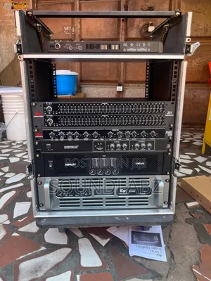 Simple Amplifier Rack Set