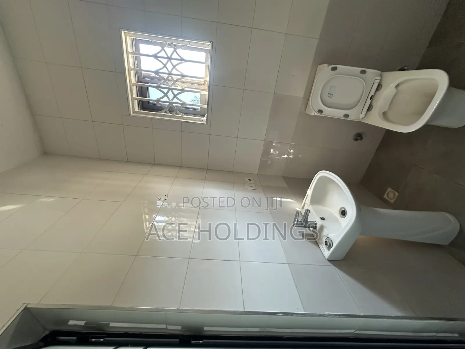 3bdrm House in East Legon Hills for rent