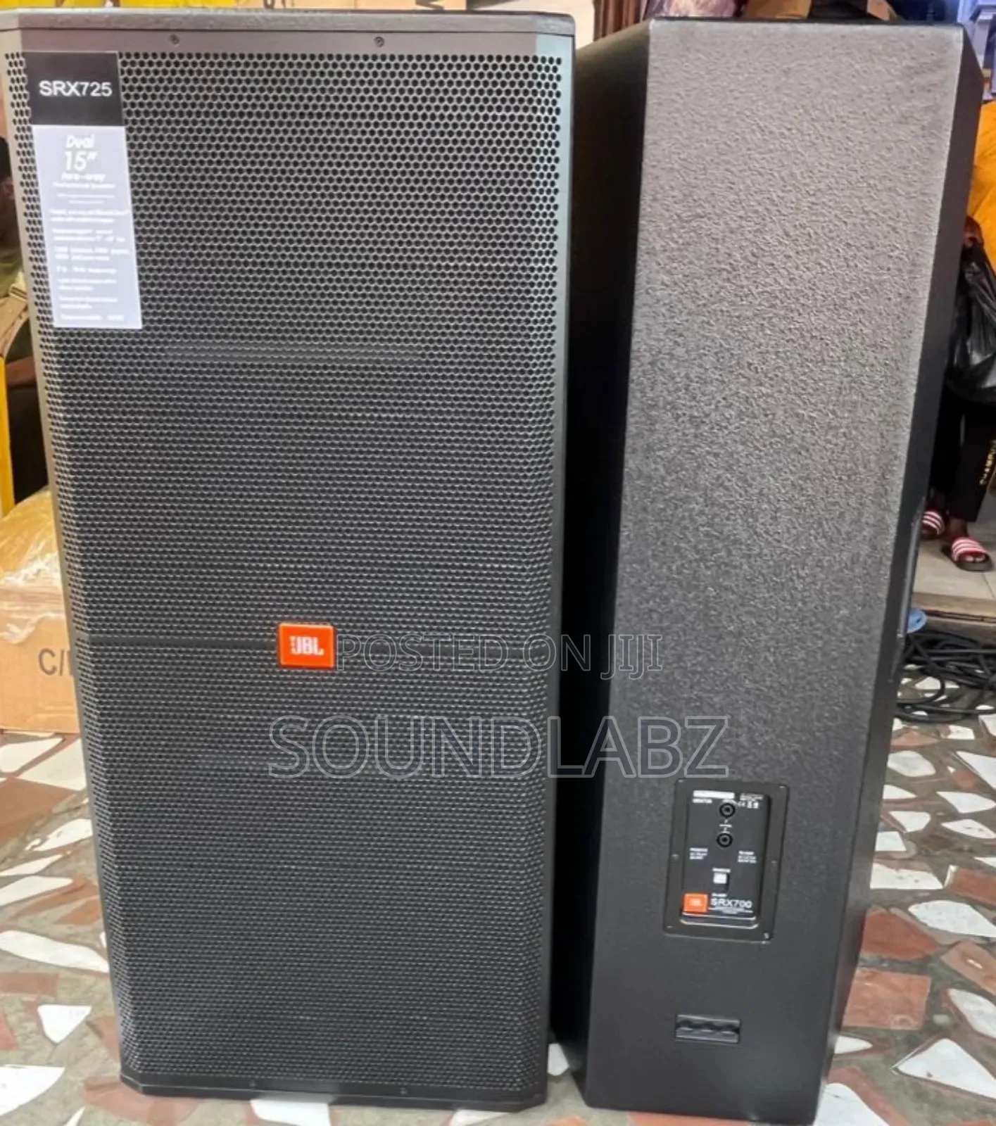 Jbl Srx725 Dual 15-inch Professional Loudspeaker/ Full-range Speakers