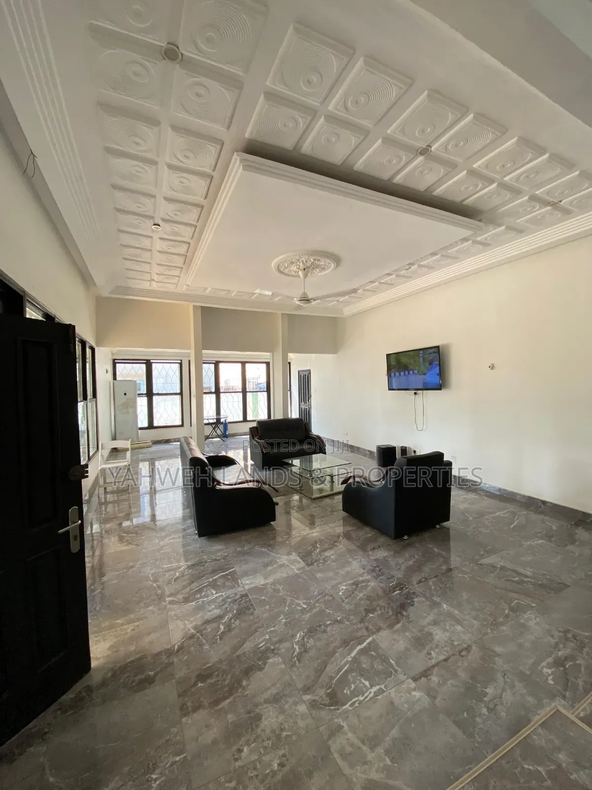 5bdrm House in Adenta for rent