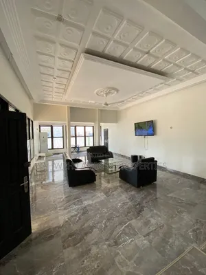 5bdrm House in Adenta for rent