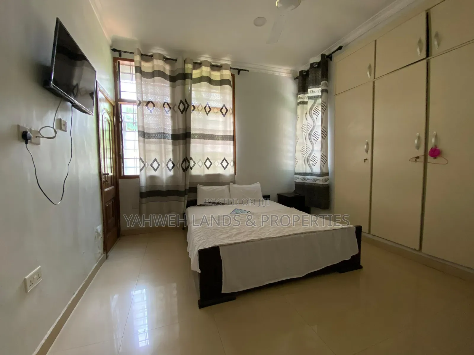 5bdrm House in Adenta for rent