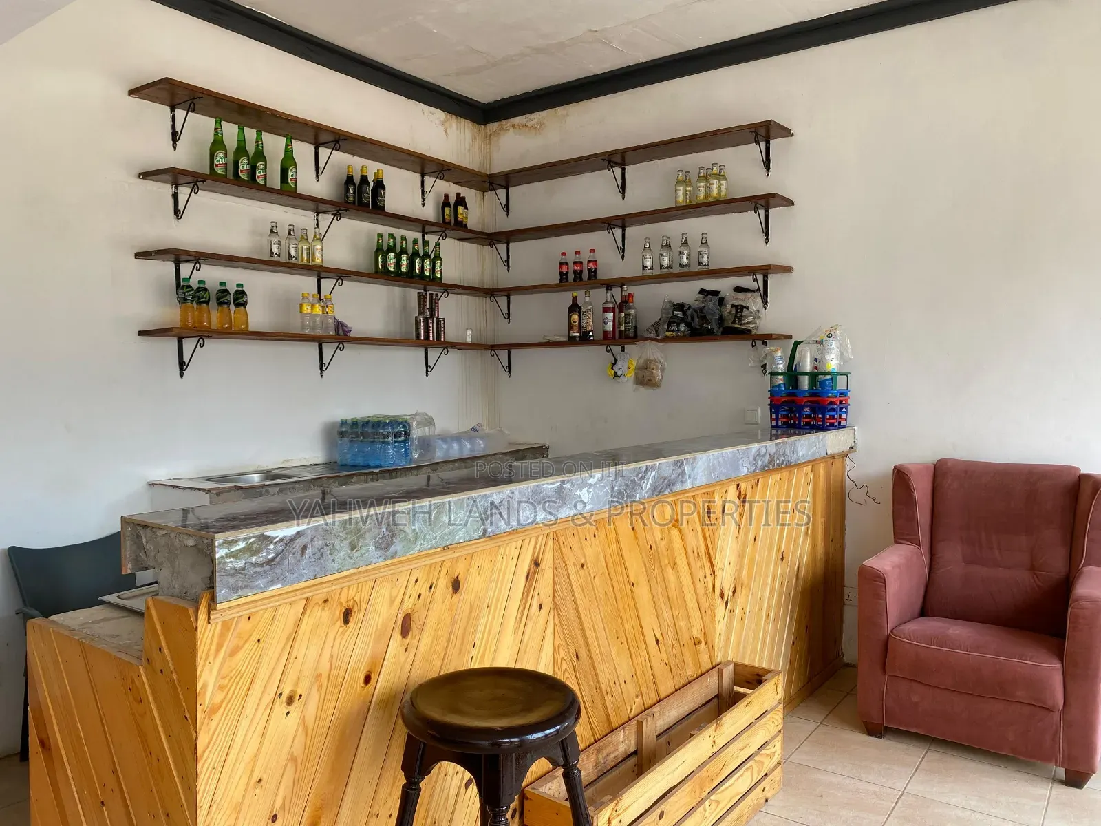 5bdrm House in Adenta for rent