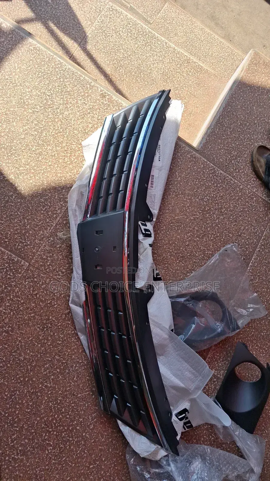 Front Grill Versa 2008-2010