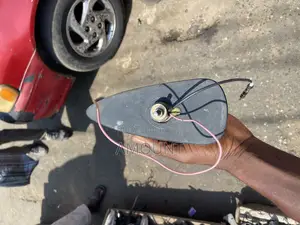 Honda Cr-v 2018 Complete Antenna Cover