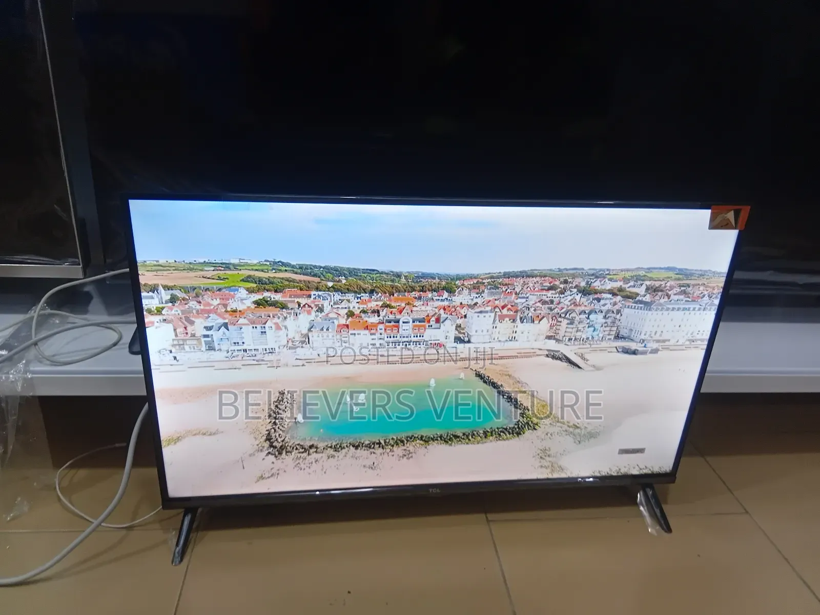 Smart Android Home Display – Enhanced by TCL
