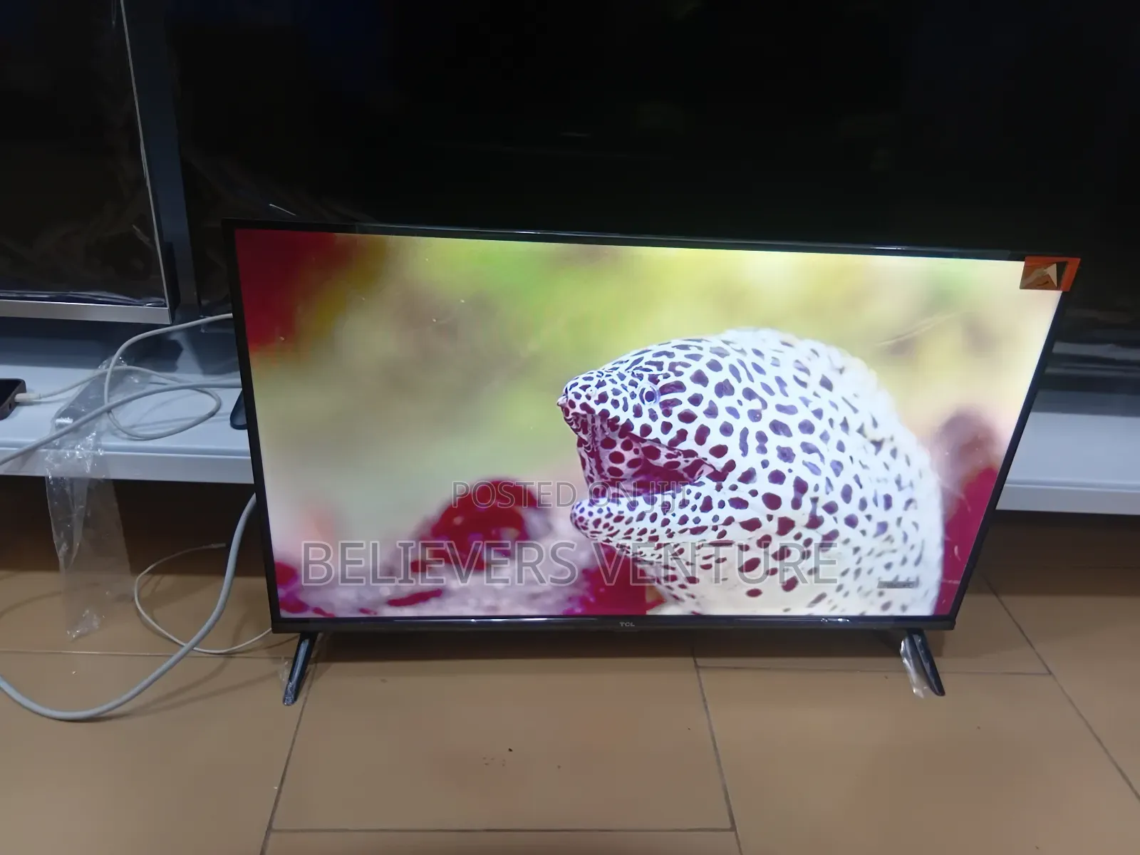 Smart Android Home Display – Enhanced by TCL