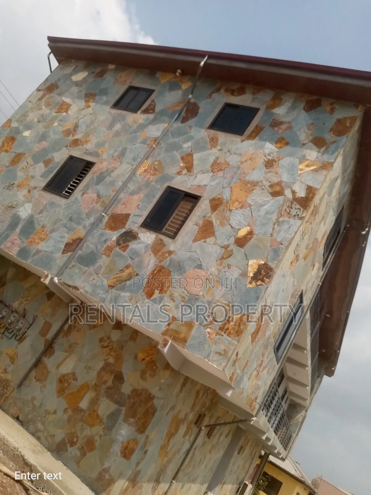 2bdrm Block of Flats in New Legon for rent