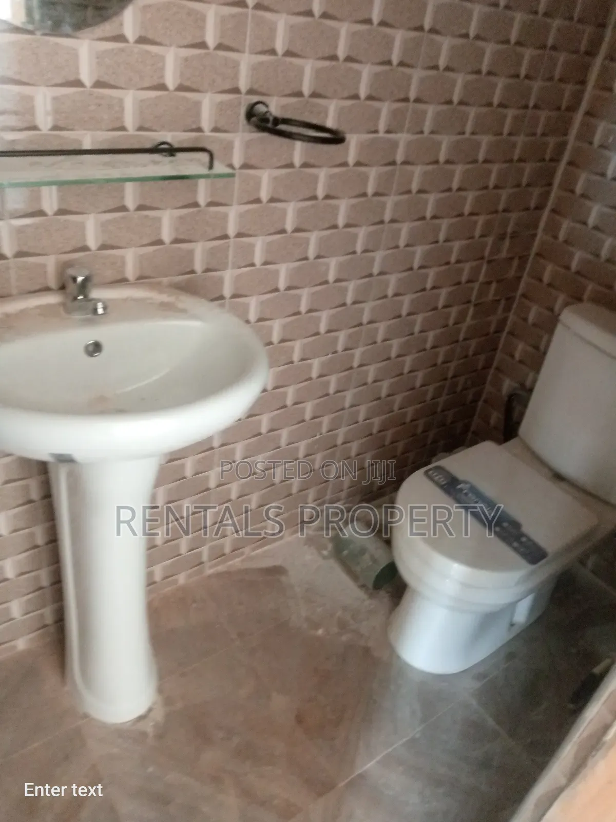 2bdrm Block of Flats in New Legon for rent
