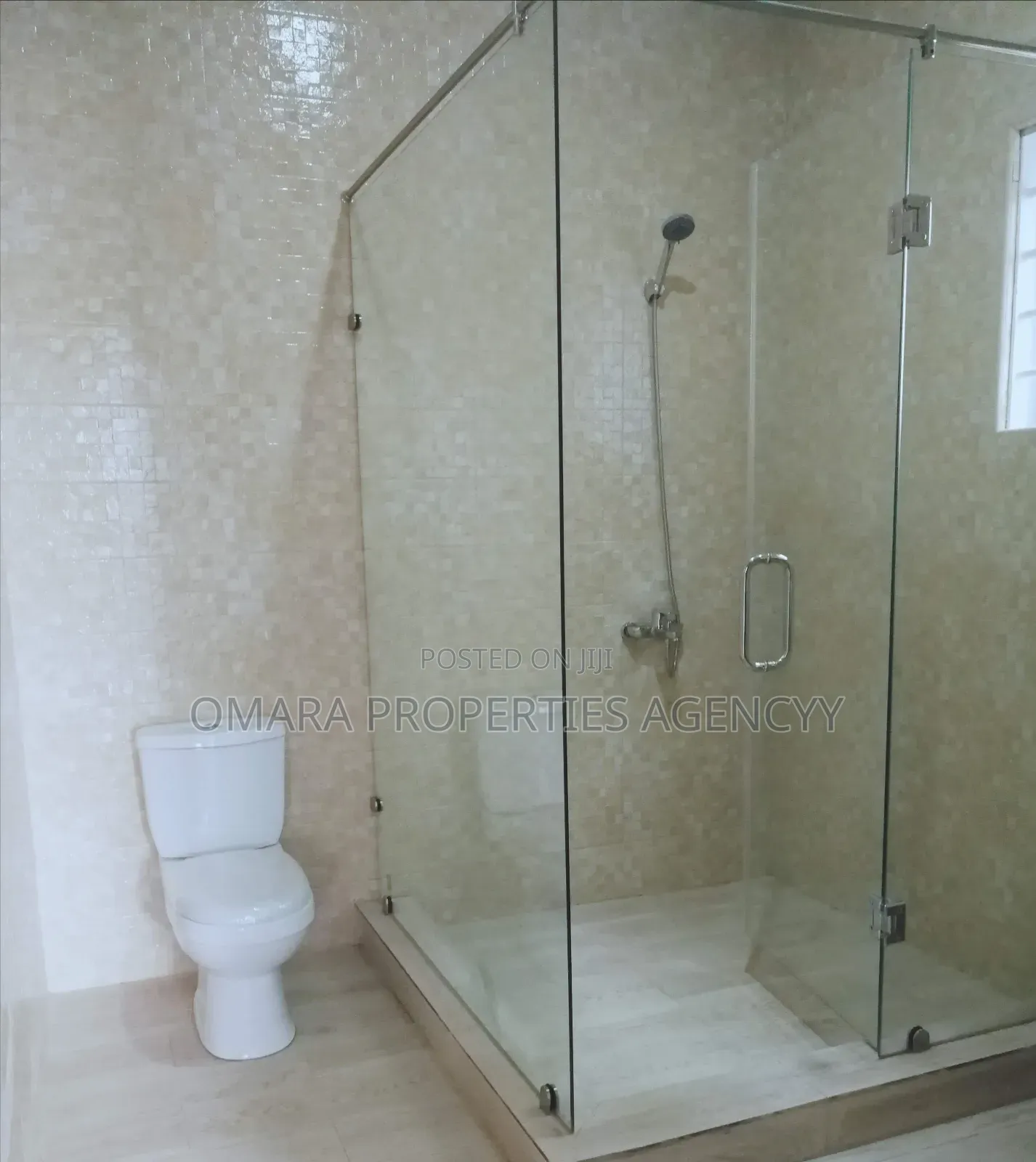 4bdrm House in Estate 1, Takoradi for sale