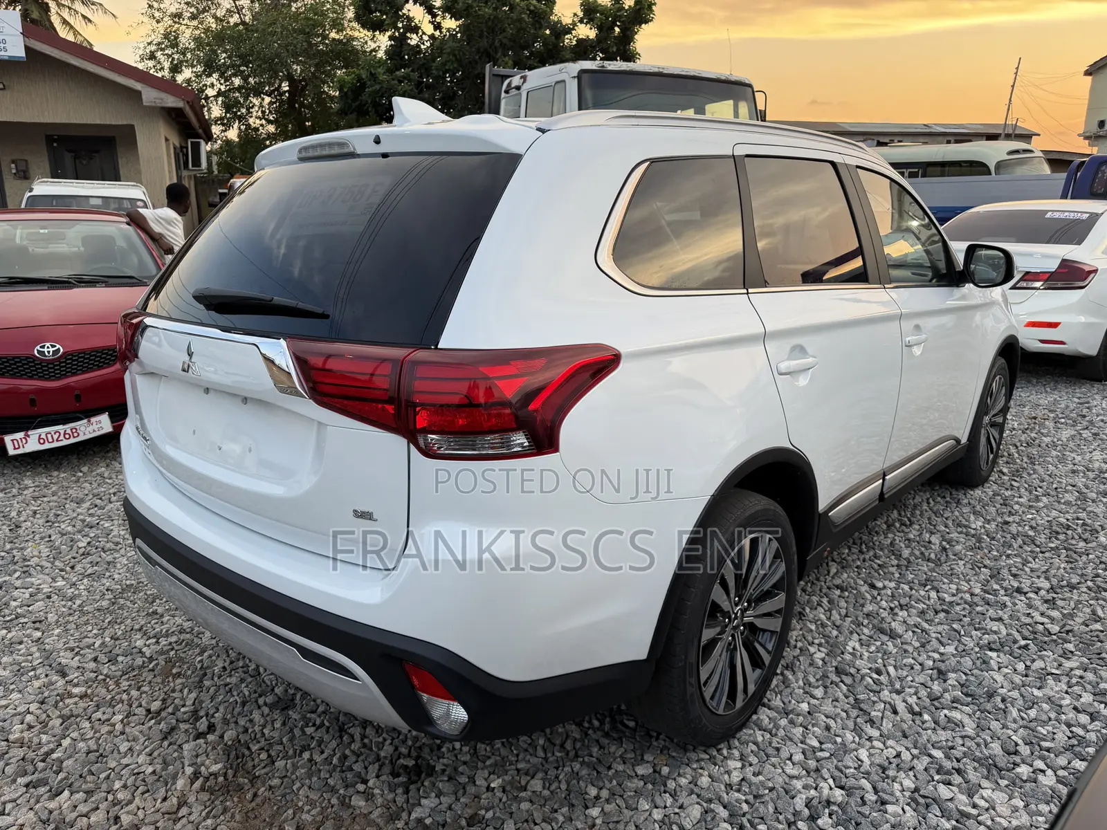 Mitsubishi Outlander SEL S-AWC 2020 White