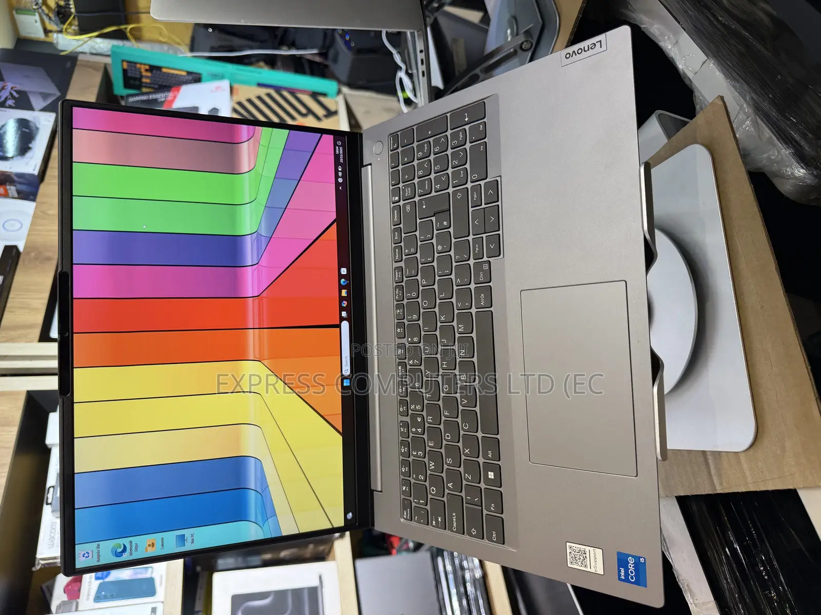 Laptop Lenovo ThinkBook 15 16GB Intel Core I5 SSHD (Hybrid) 512GB