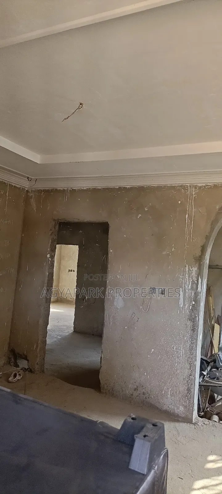 2bdrm House in Obeyeyie, Amasaman for sale