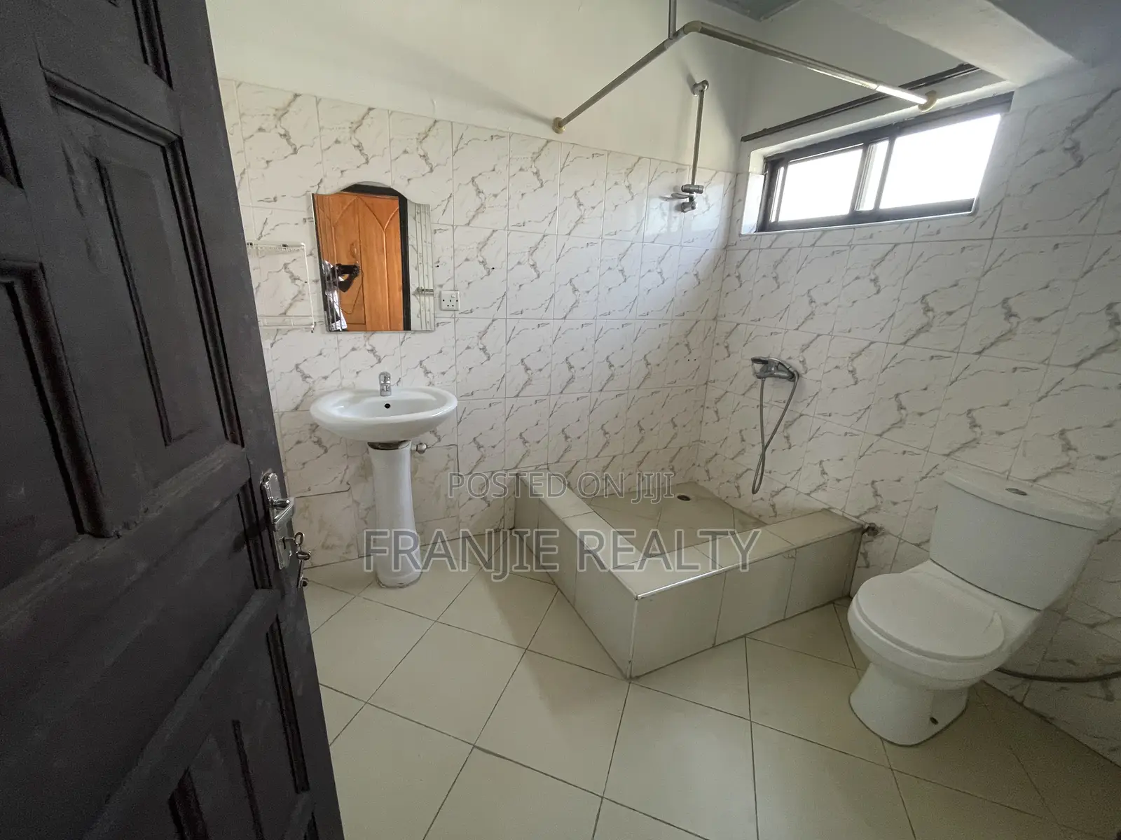 2bdrm Apartment in Franjie Realty, North Kaneshie for rent