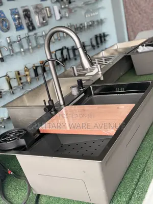 Kitchen Sink _ Waterfall Sink