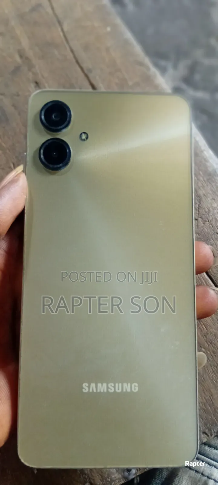 Samsung Galaxy A06 64 GB Gold