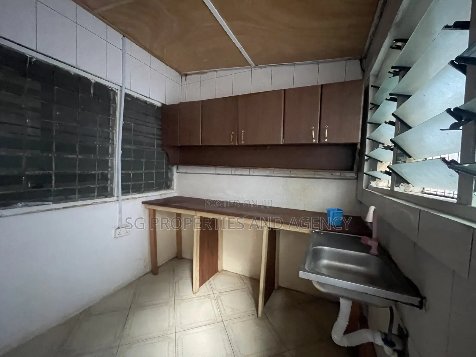 1bdrm Apartment in Batsonaa, Accra Metropolitan for rent