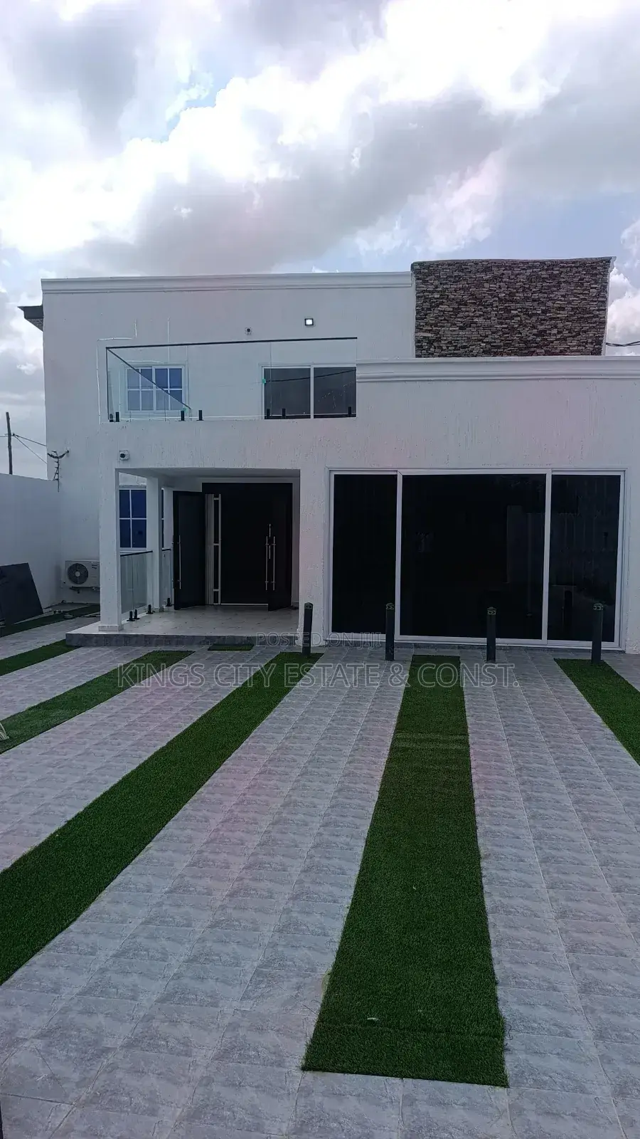 4bdrm Duplex in Obeyeyie, Amasaman for sale