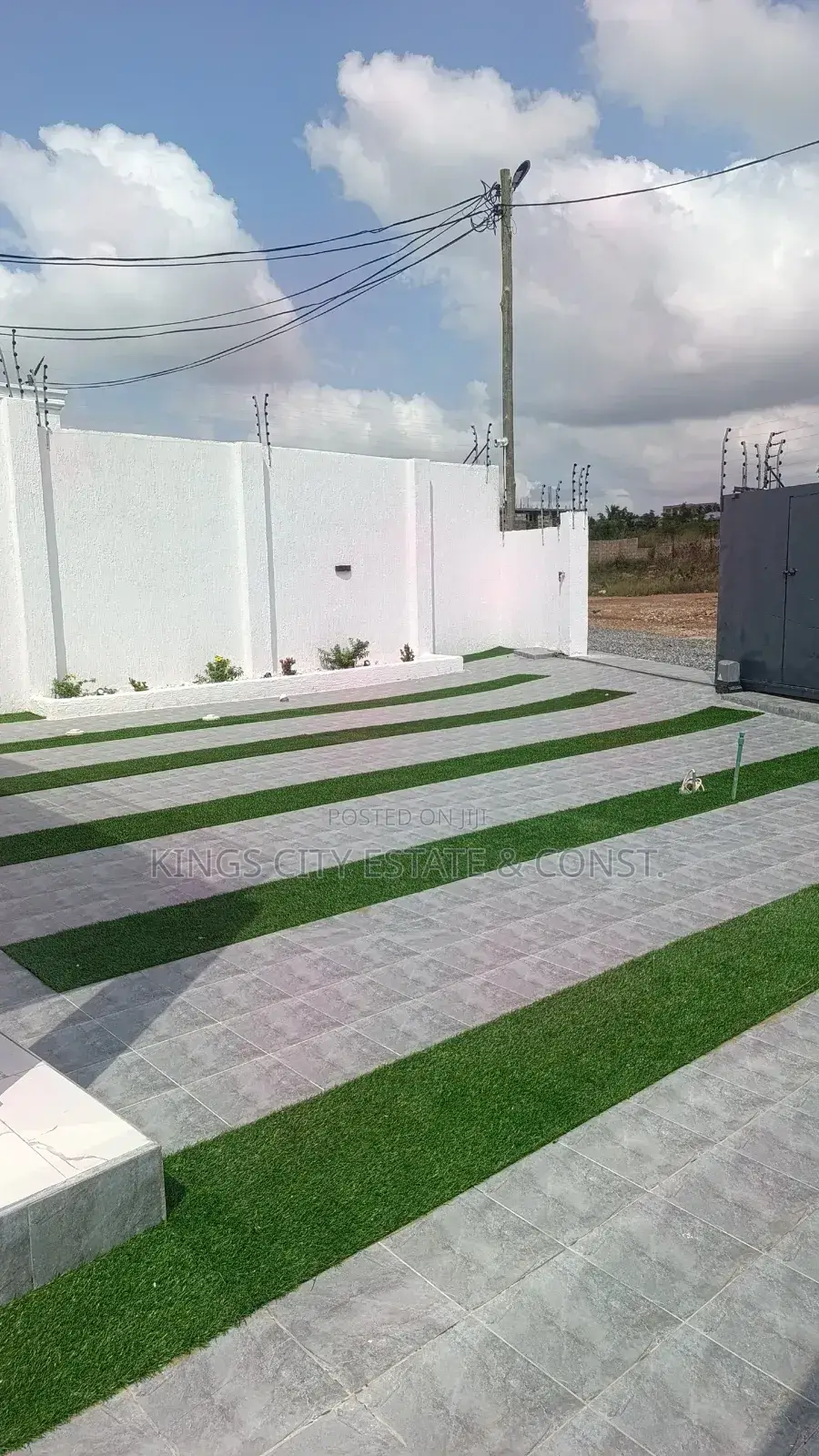 4bdrm Duplex in Obeyeyie, Amasaman for sale