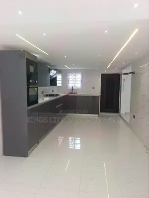 4bdrm Duplex in Obeyeyie, Amasaman for sale