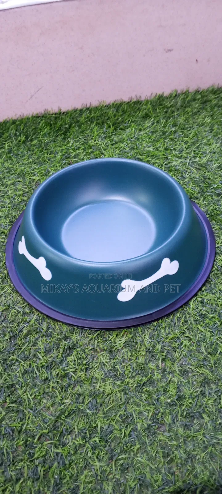 Dog Metal Medium Bowl