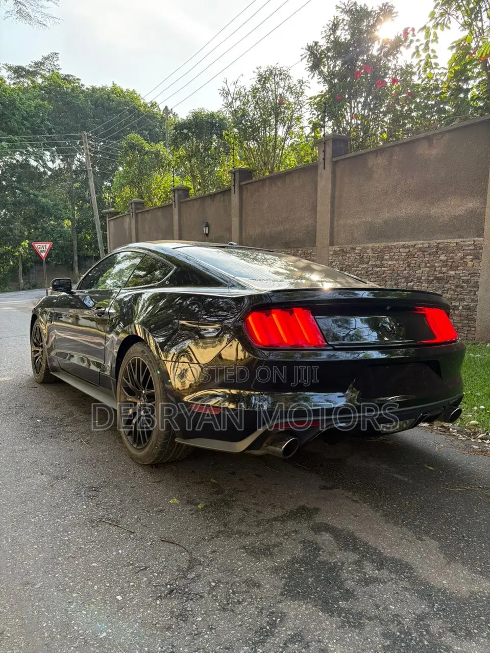 Ford Mustang EcoBoost Premium Fastback 2017 Black