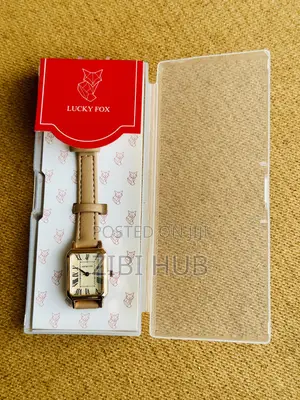 Lucky Fox Women Square Quartz Watch