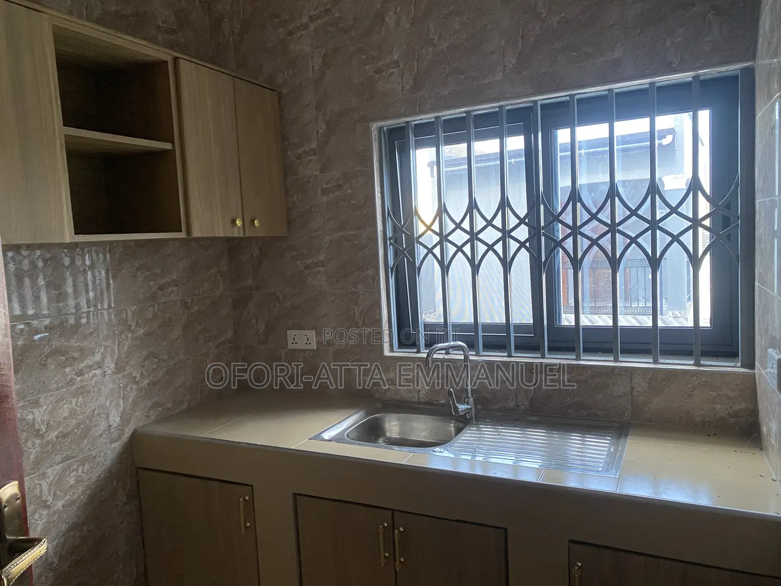 1bdrm Room & Parlour in Amasaman Doblo, Pokuase for rent