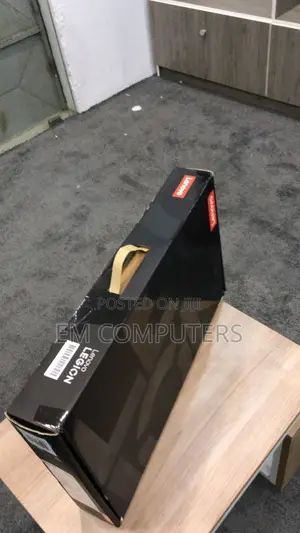 New Laptop Lenovo Legion 7 32GB Intel Core I9 SSD 1T