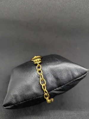 Knot Style Ladies Bracelet