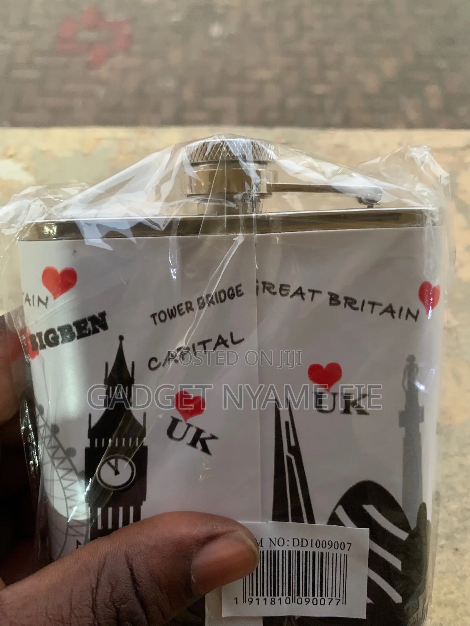 Hip/Pocket Flask (London)