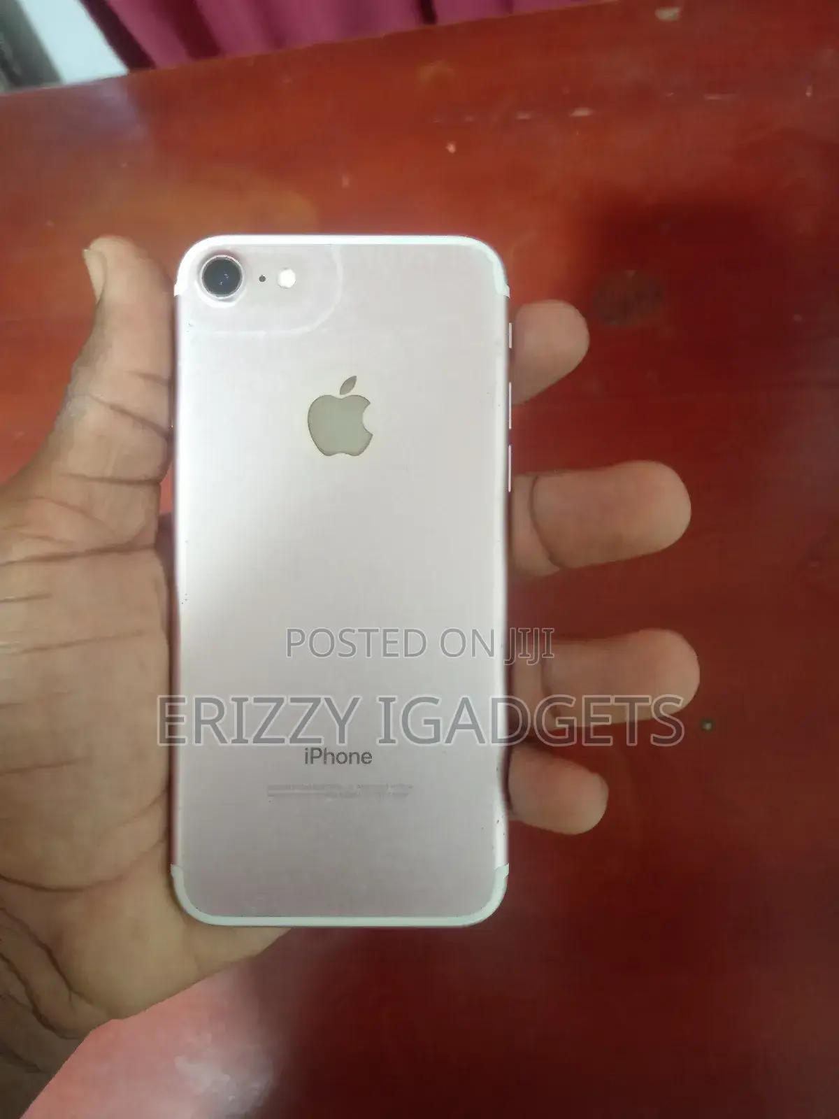 Apple iPhone 7 128 GB Gold