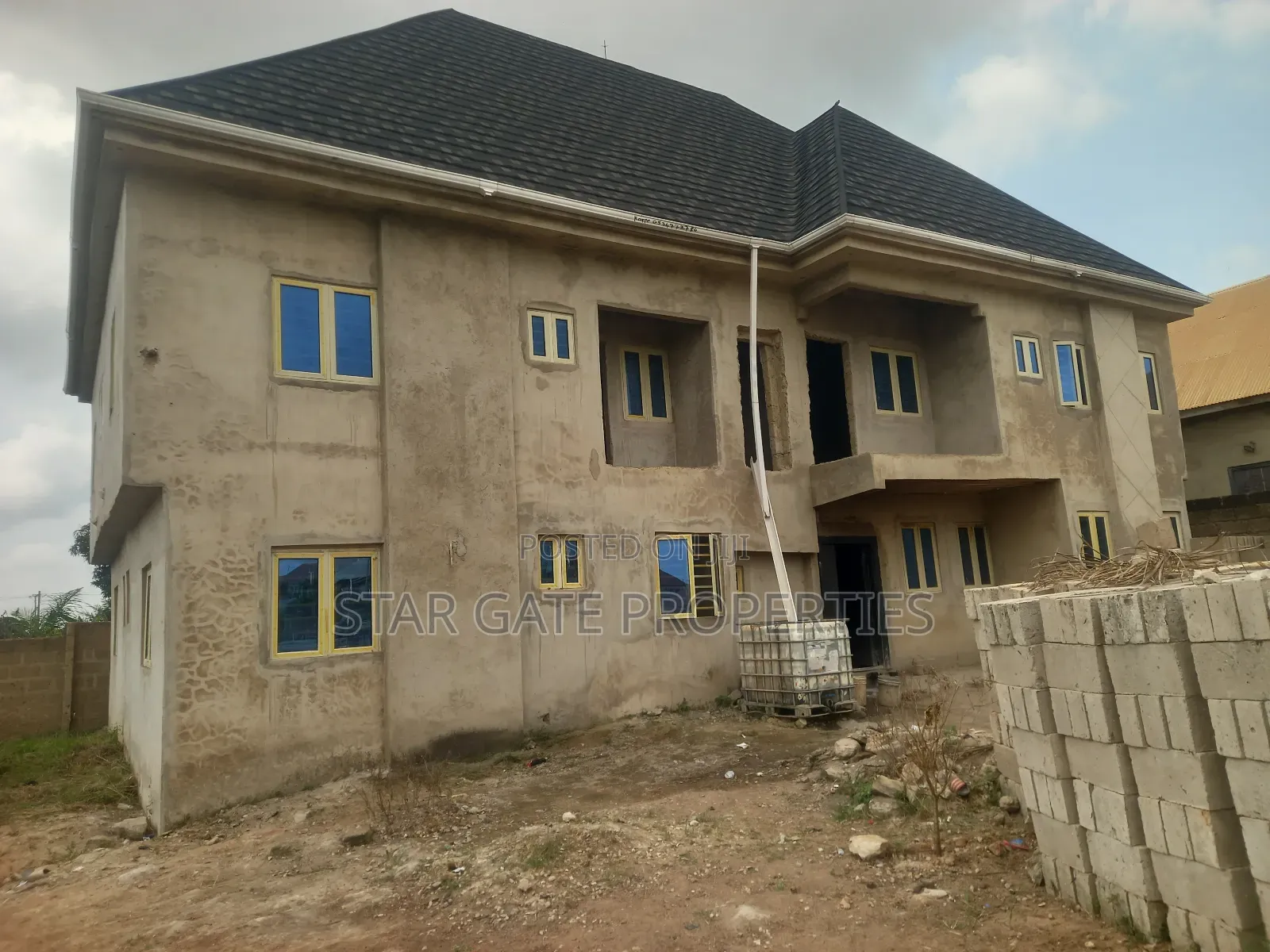 15 Bedrooms Guest House/ Hotel for Sale at Kodie Apagya