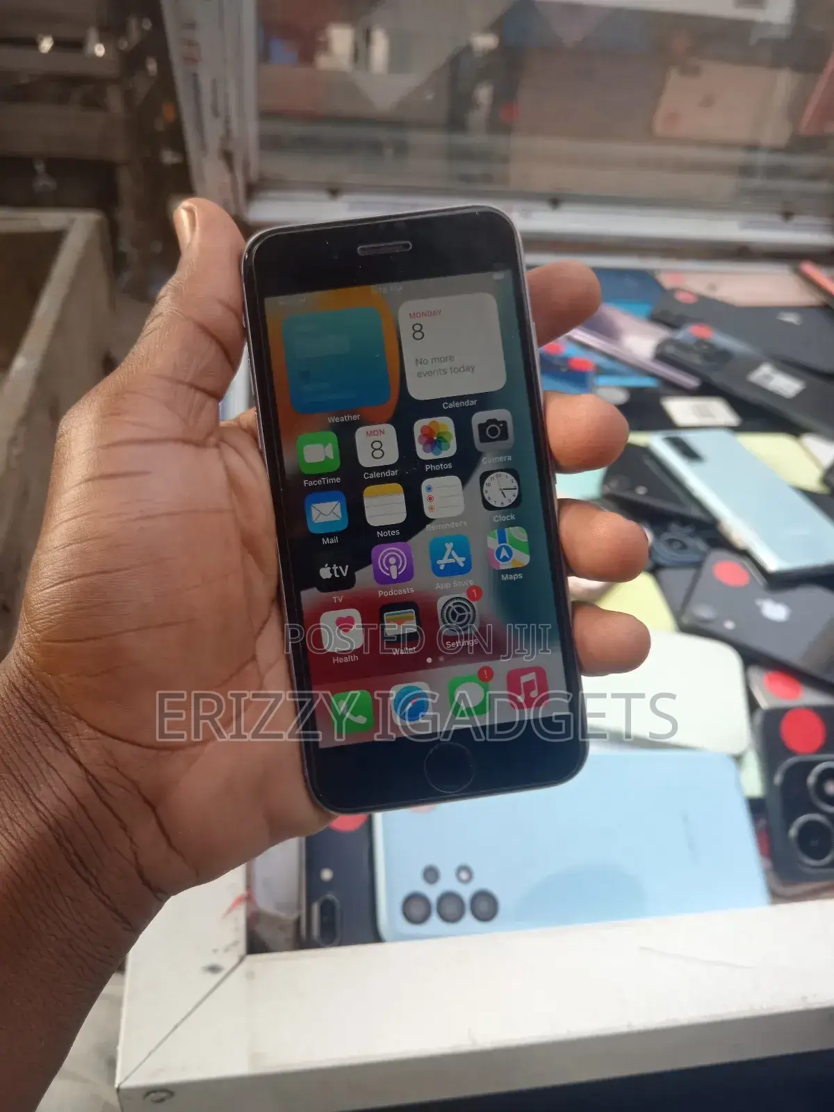 Apple iPhone 6s 32 GB Silver