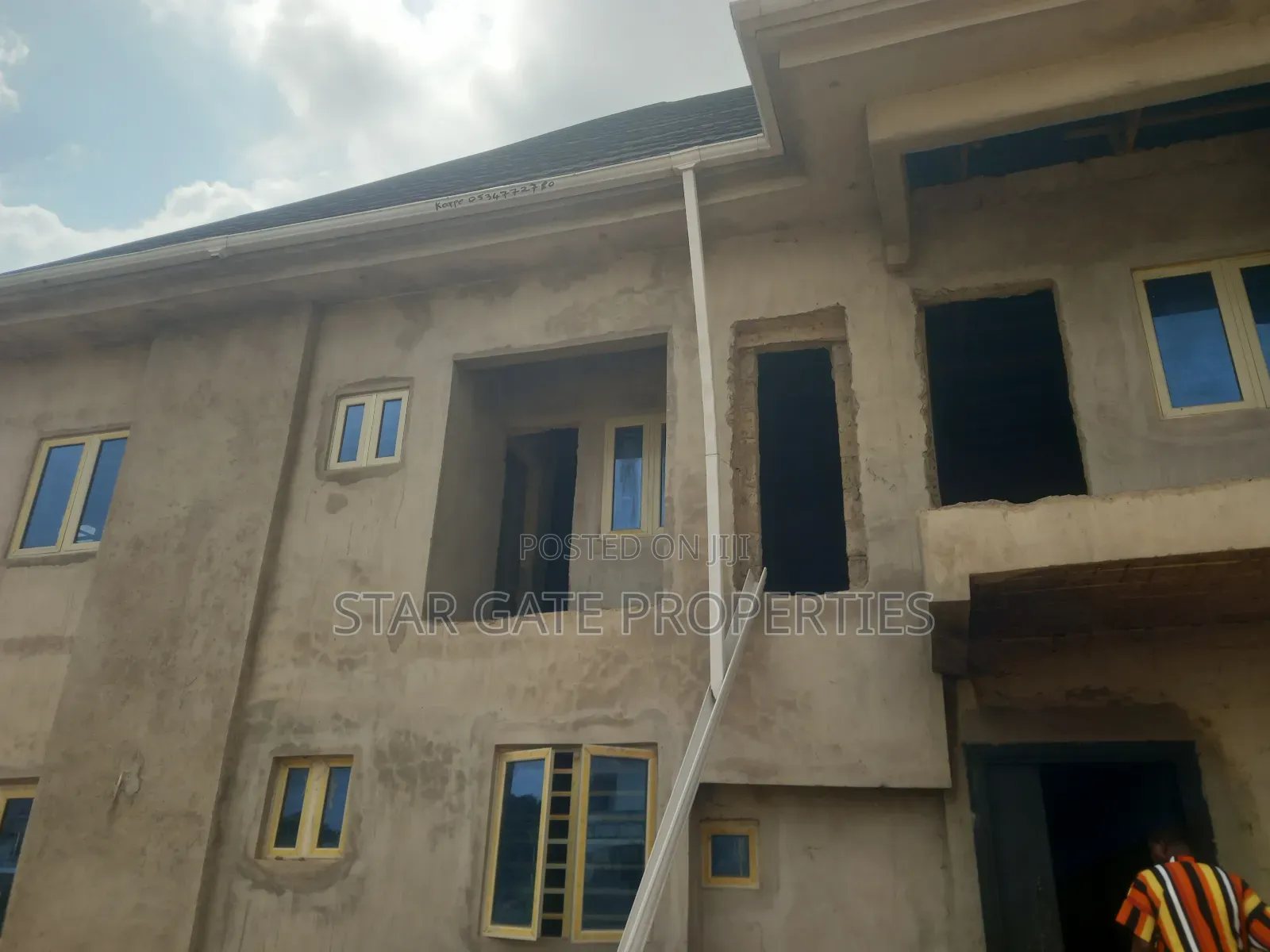 15 Bedrooms Guest House/ Hotel for Sale at Kodie Apagya