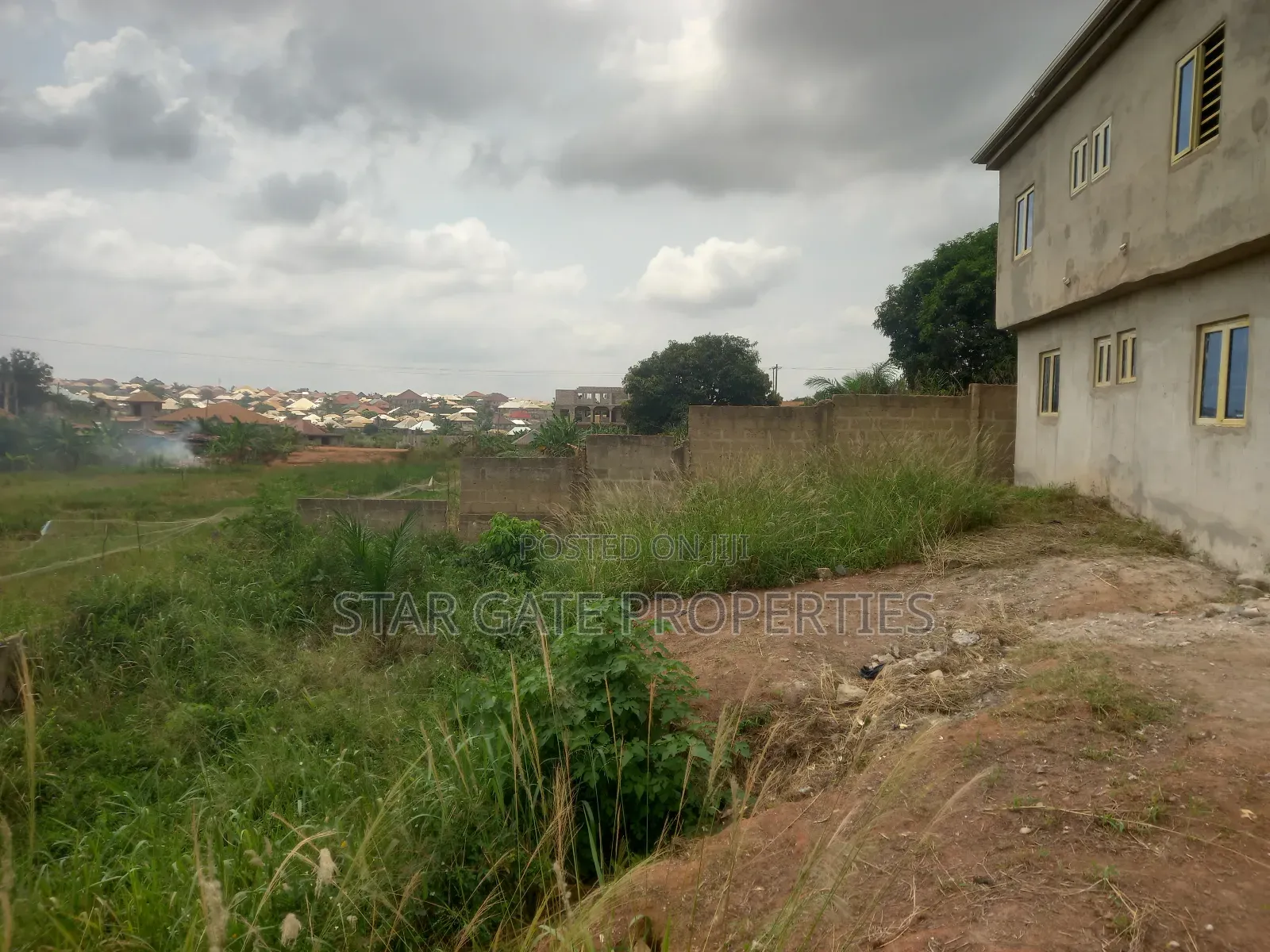 15 Bedrooms Guest House/ Hotel for Sale at Kodie Apagya