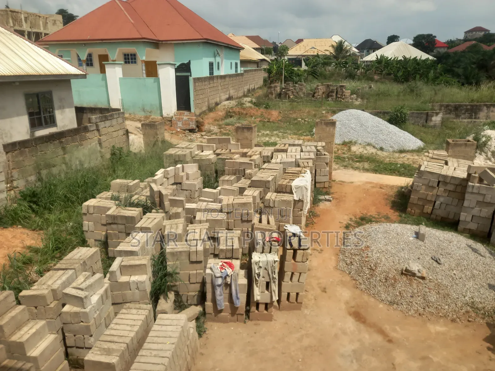 15 Bedrooms Guest House/ Hotel for Sale at Kodie Apagya