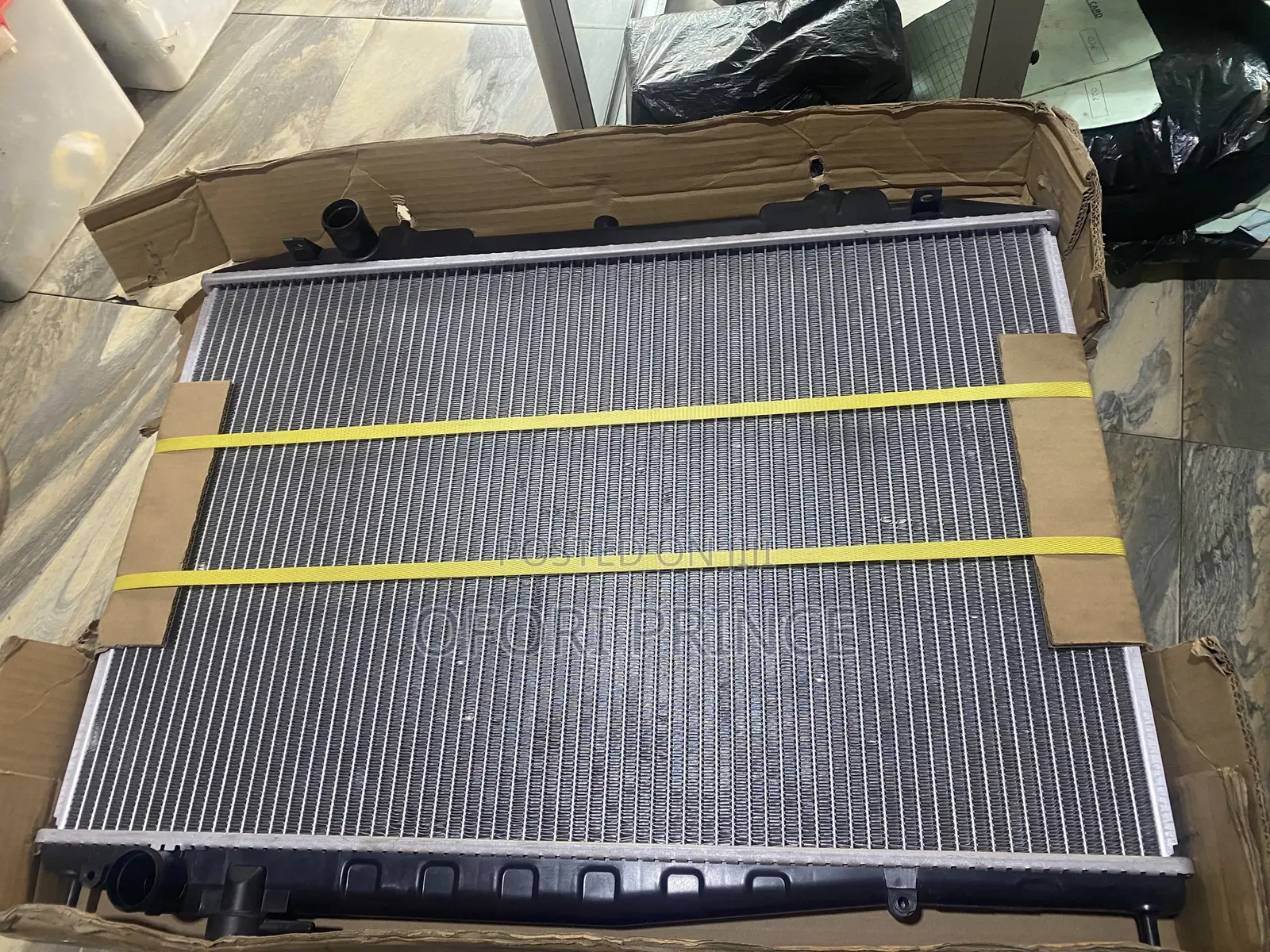 Nissan Hardbody Radiator Tank Petrol