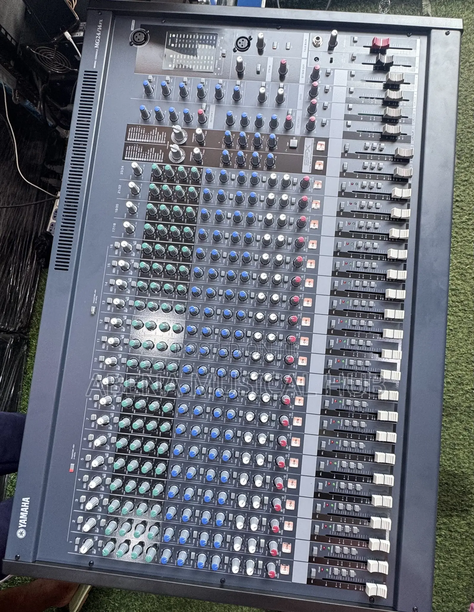 Yamaha Mg 24 Channel Mixer
