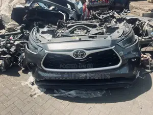 Toyota Highlander 2022 Front Cut Available