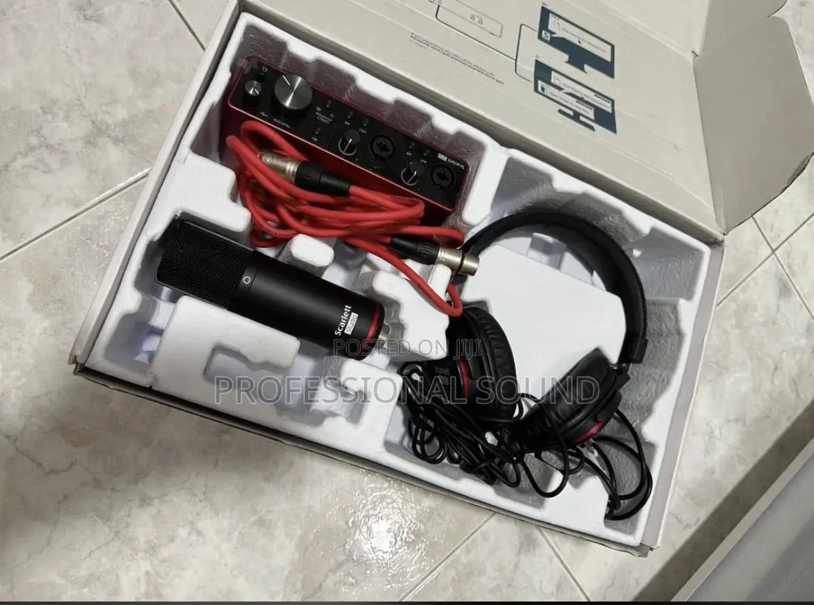 Focusrite Scarlett Solo Studio Recording Bundle.