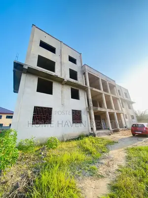 14 Bedroom Apartment at Toll Booth Weija