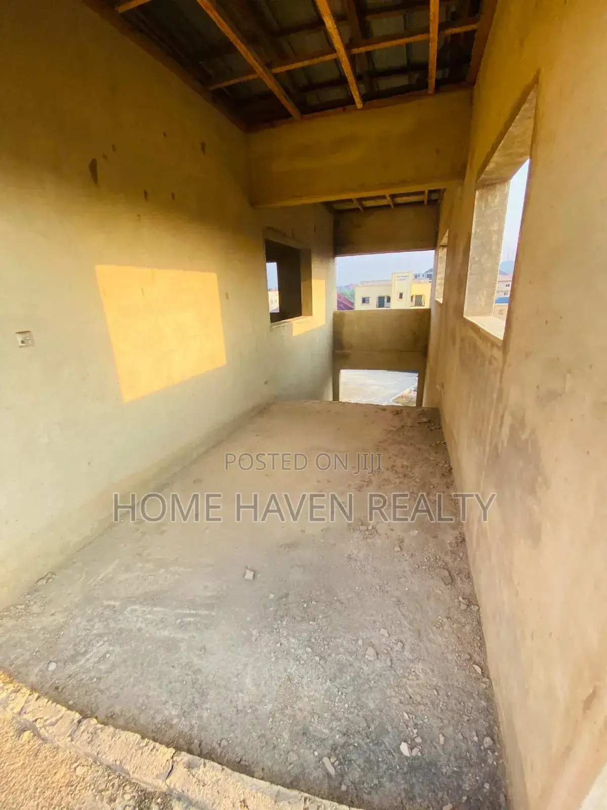 14 Bedroom Apartment at Toll Booth Weija
