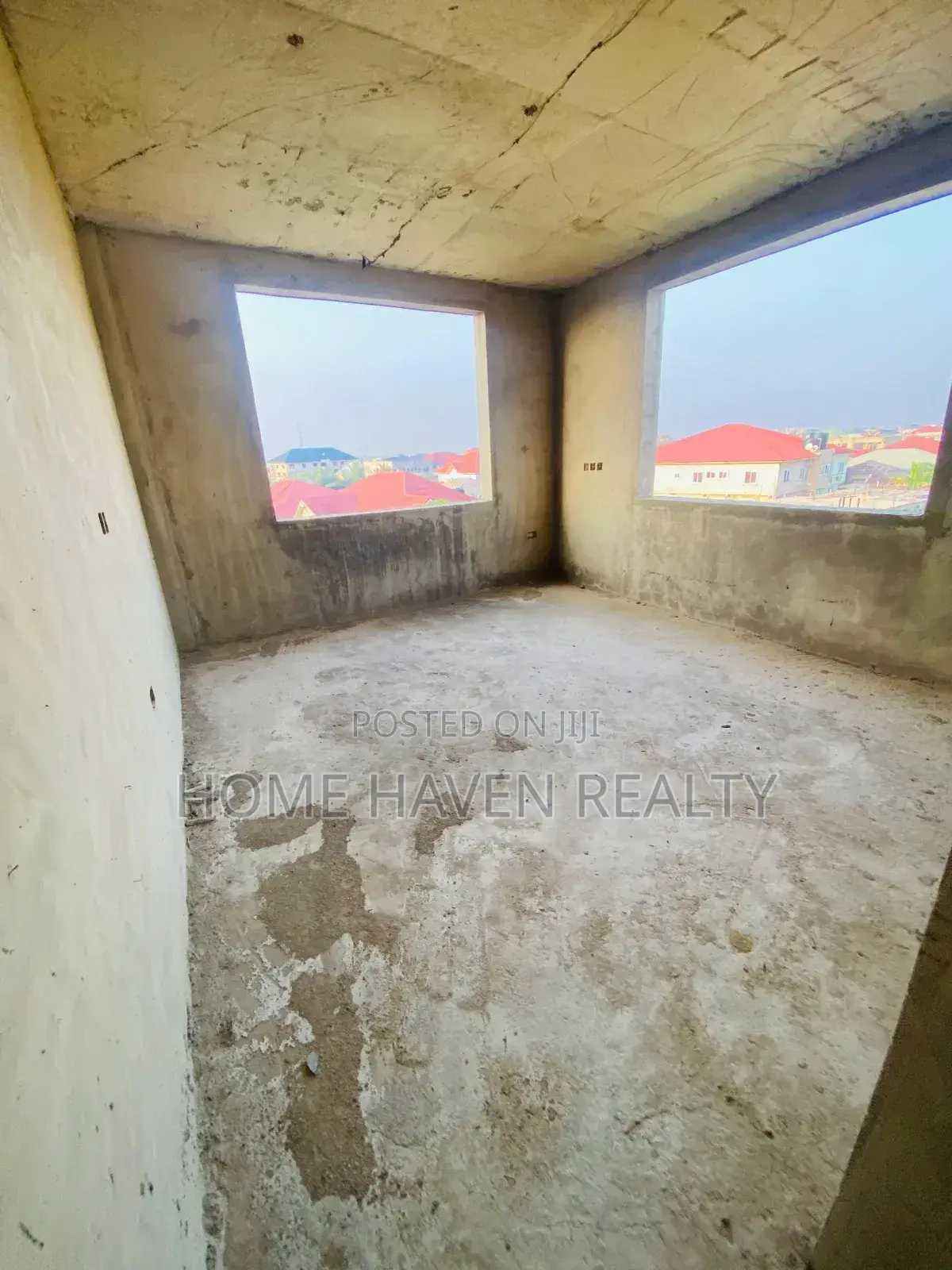14 Bedroom Apartment at Toll Booth Weija