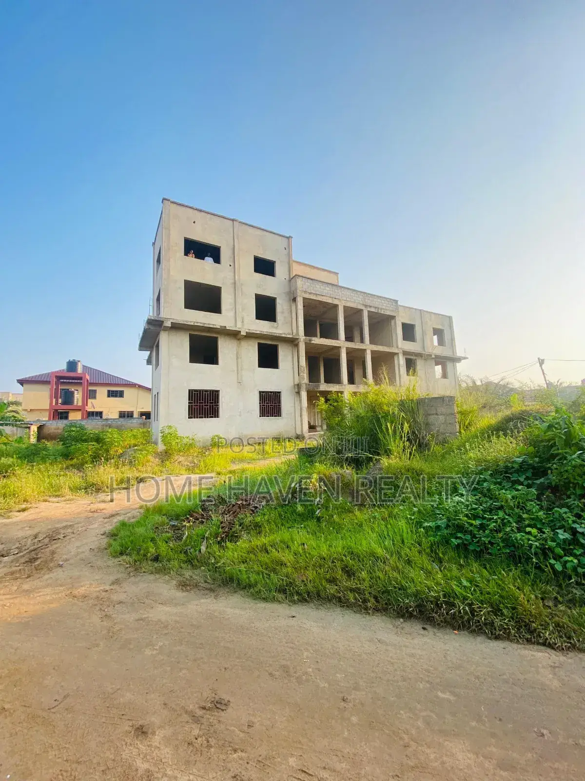 14 Bedroom Apartment at Toll Booth Weija