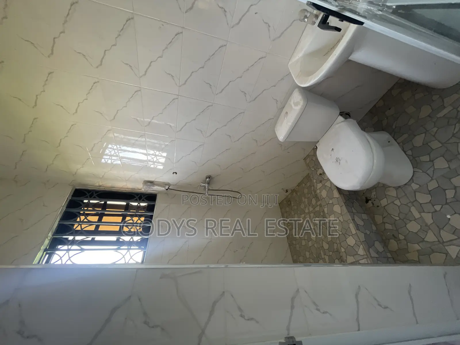 1bdrm Apartment in Domiabra, Kasoa for rent